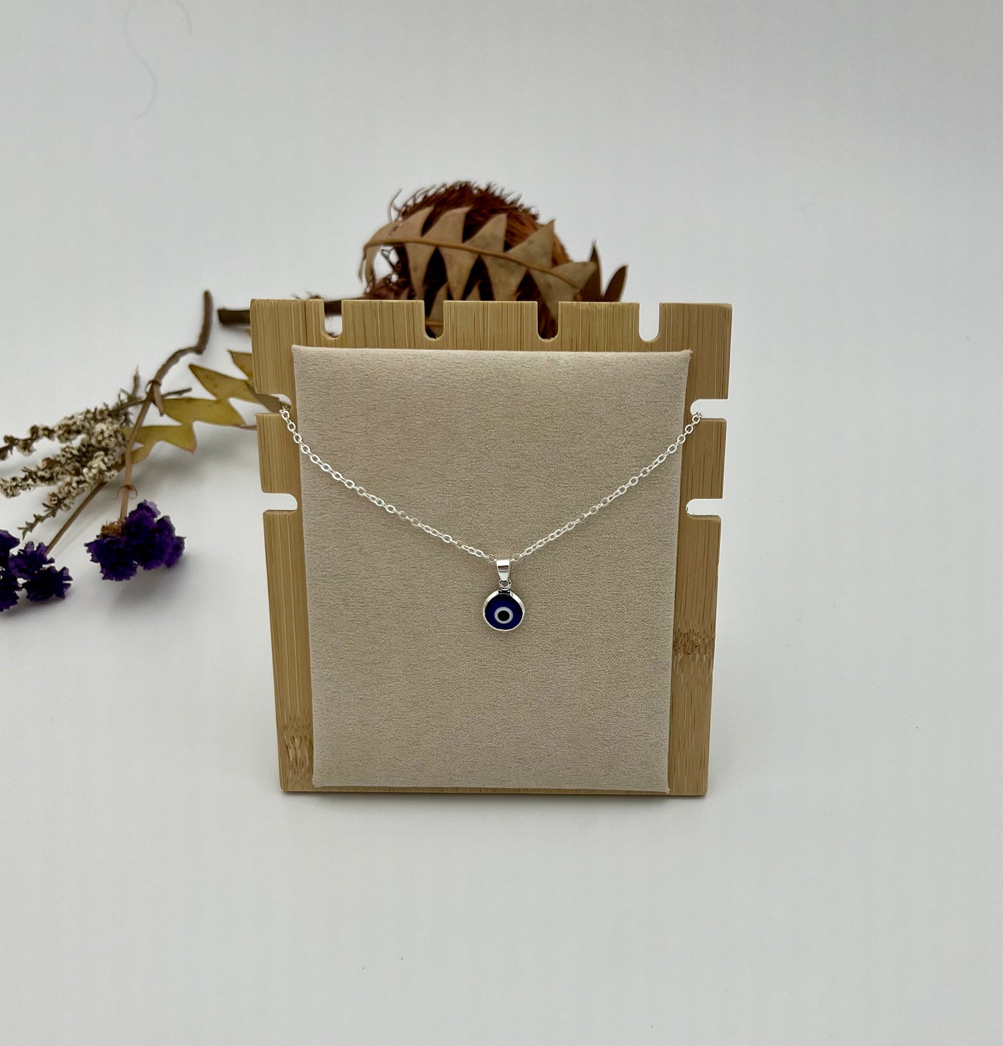 Evil Eye Pendant (with chain)
