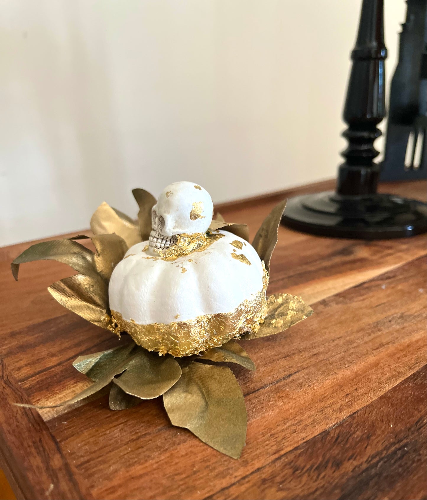 P7- Halloween Pumpkin Decoration - White with Skull and Gold Detail
