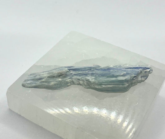 Angel Aura Quartz Point