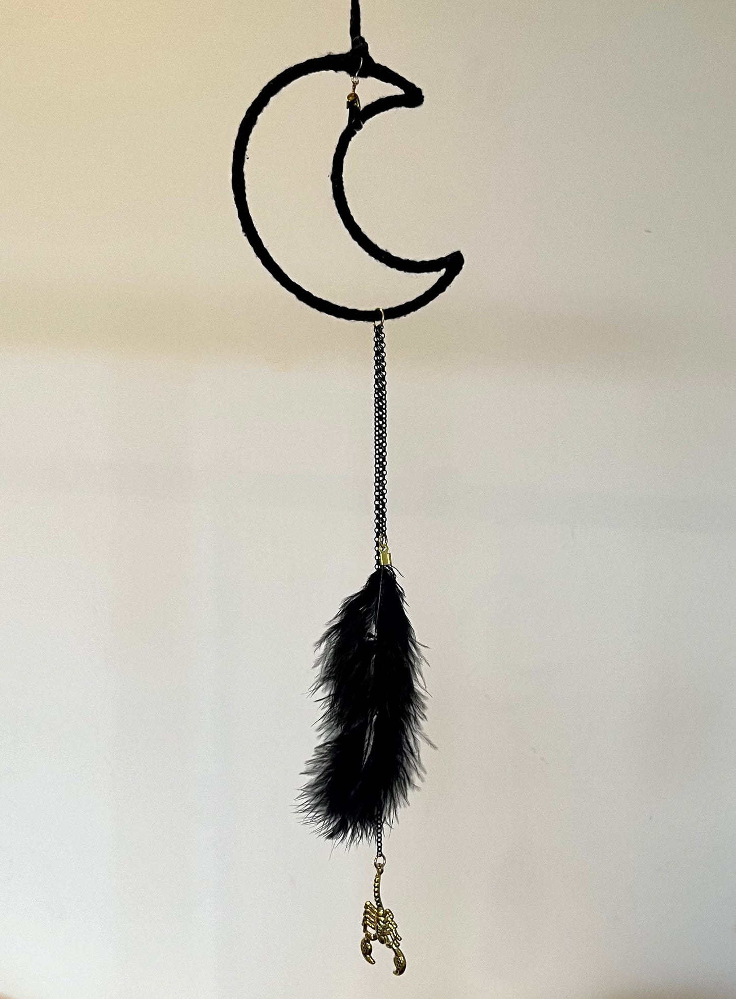 Scorpion Moon Hanger