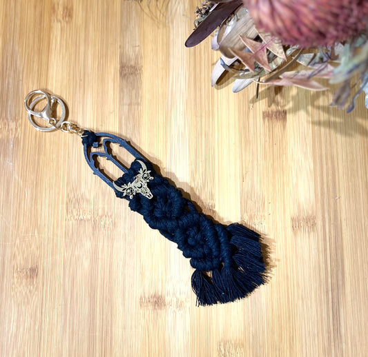 Macrame Key Fob - Bucranium - Black