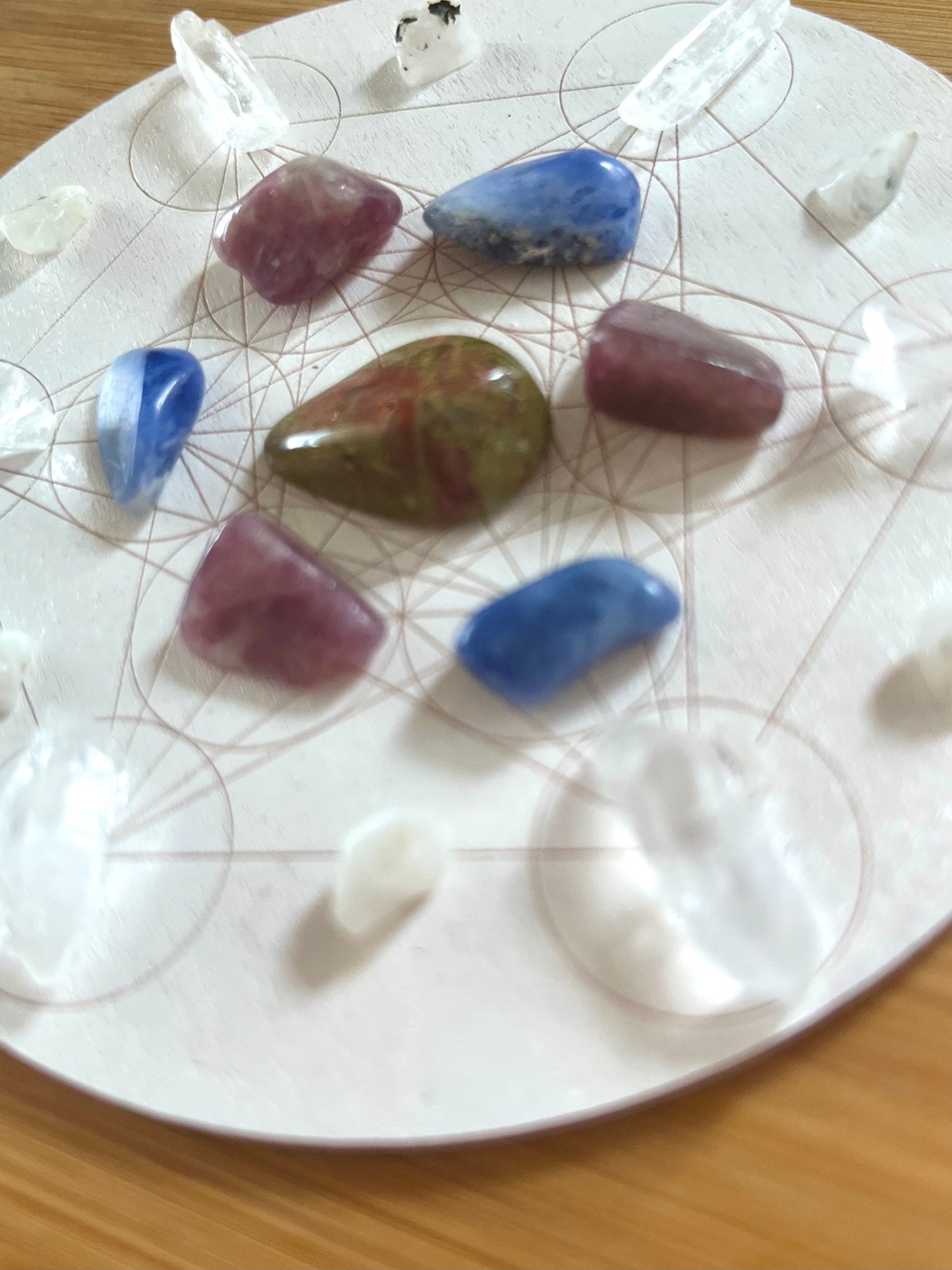 Attract Love Gridding Crystals - Small